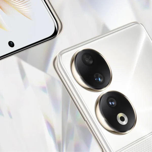 HONOR 90 camera close-up