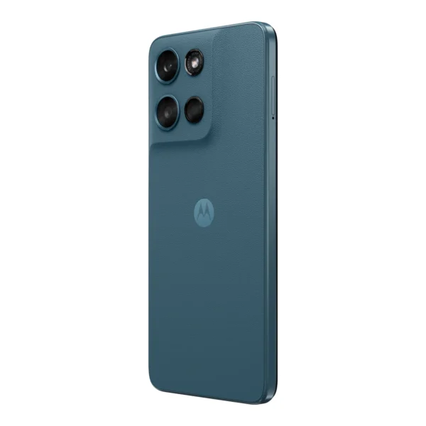 Motorola Moto G Play (2026) angled view