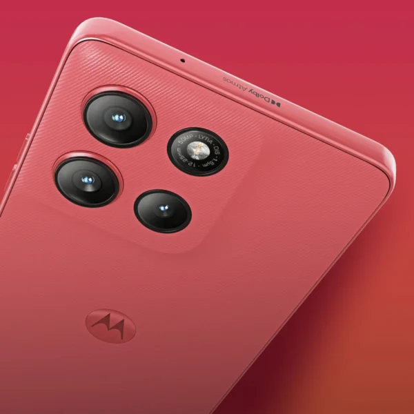 Motorola Moto G86 camera close-up