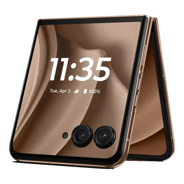 Motorola Razr+ 2025 folded
