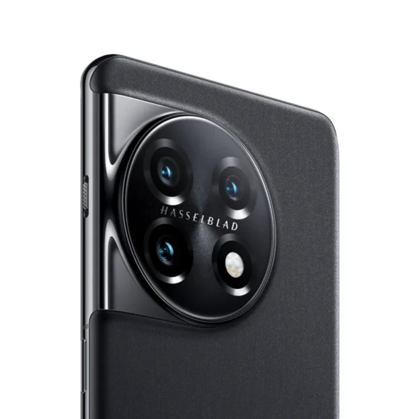 OnePlus 11 camera close-up