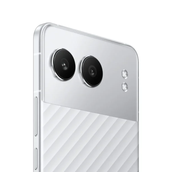 OnePlus Nord 4 camera close-up