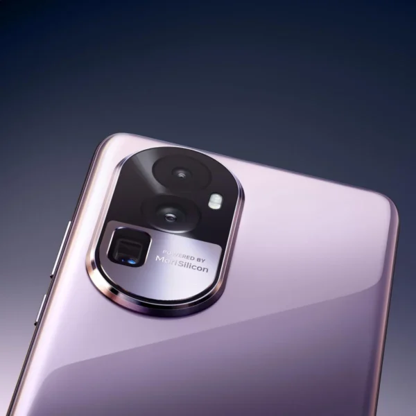 OPPO Reno10 Pro+ 5G camera close-up