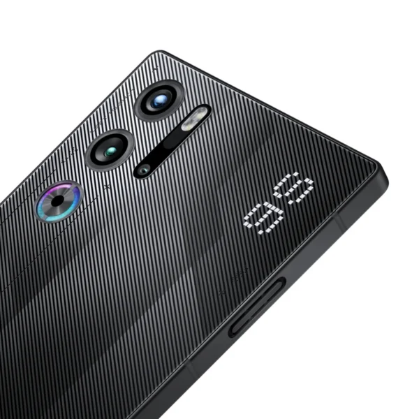 REDMAGIC 9S Pro camera close-up