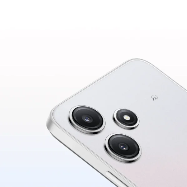 REDMI 12 5G camera close-up