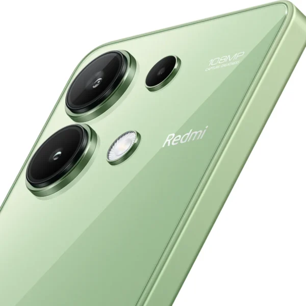 REDMI Note 13 camera close-up