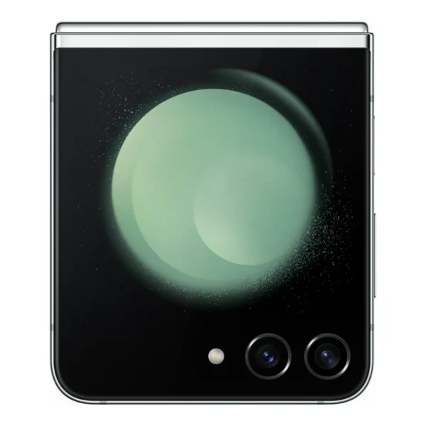 Samsung Galaxy Z Flip5 folded