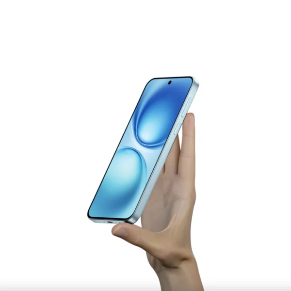 vivo X200 FE in use