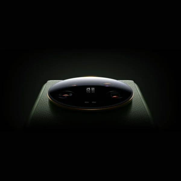Xiaomi 13 Ultra camera close-up
