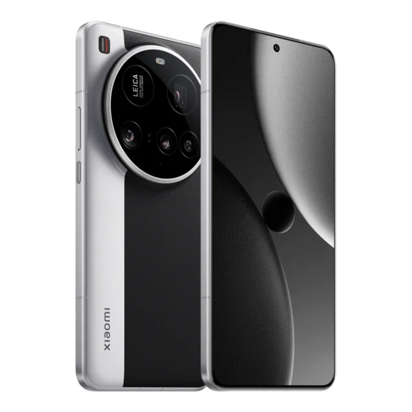 Xiaomi 15 Ultra angled view
